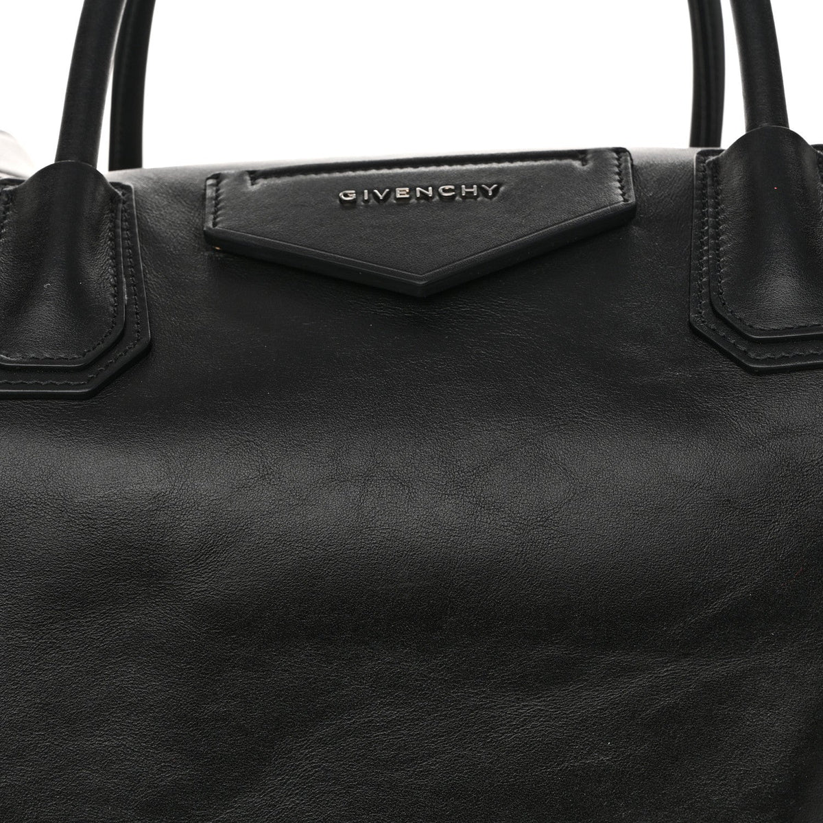 Smooth Calfskin Large Soft Antigona Black