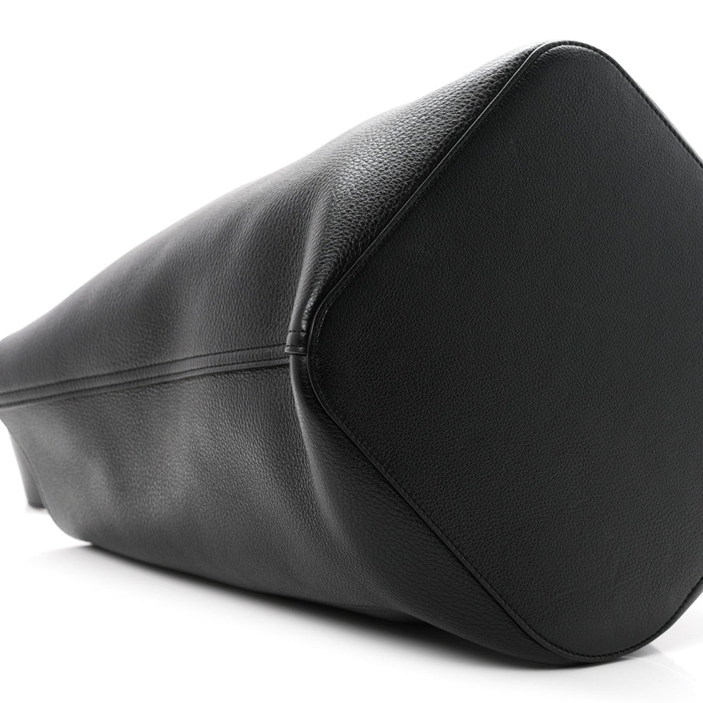 Soft Grained Calfskin Large Pebble Bucket Bag Black