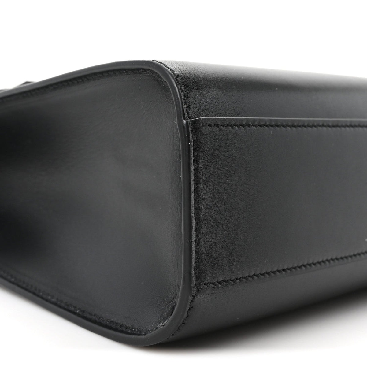 Smooth Calfskin Manhattan Shoulder Bag Black