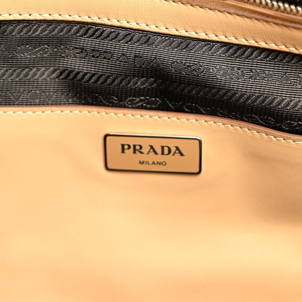 City Calf Twin Pocket Tote Noisette