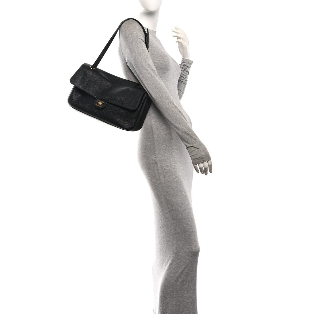Grained Calfskin Small Souplissimo Maxi Flap Black
