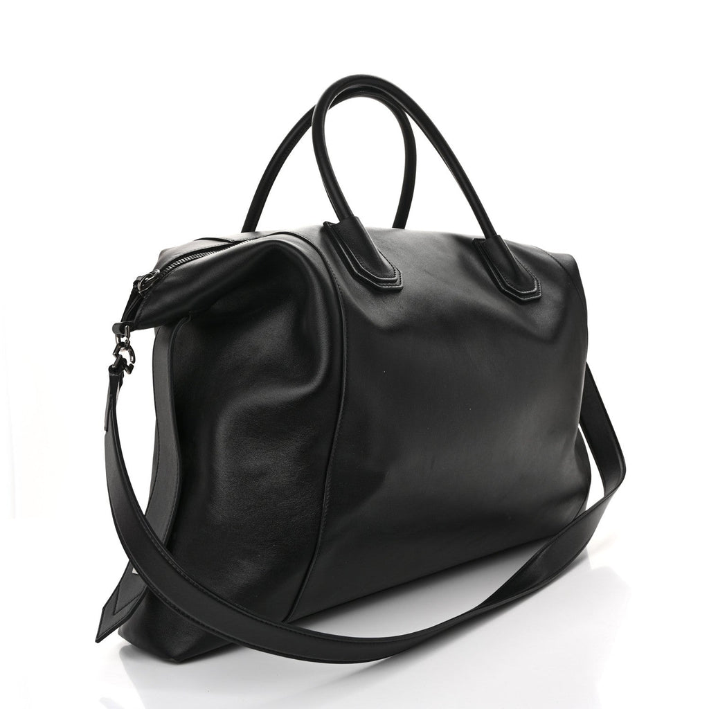 Smooth Calfskin Large Soft Antigona Black