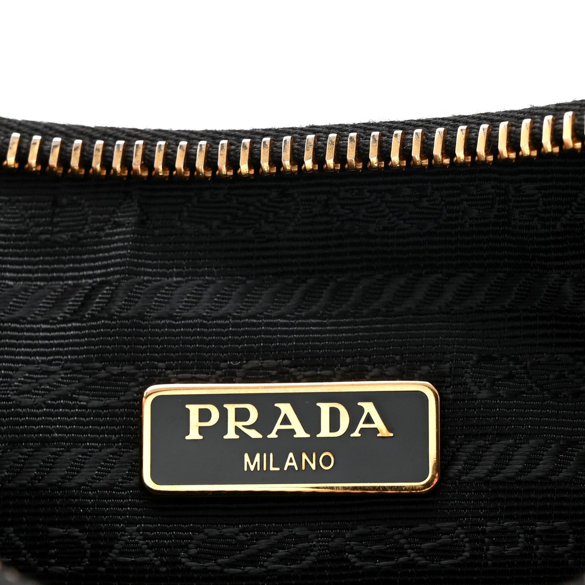 Saffiano Lux Re-Edition 2005 Shoulder Bag Black