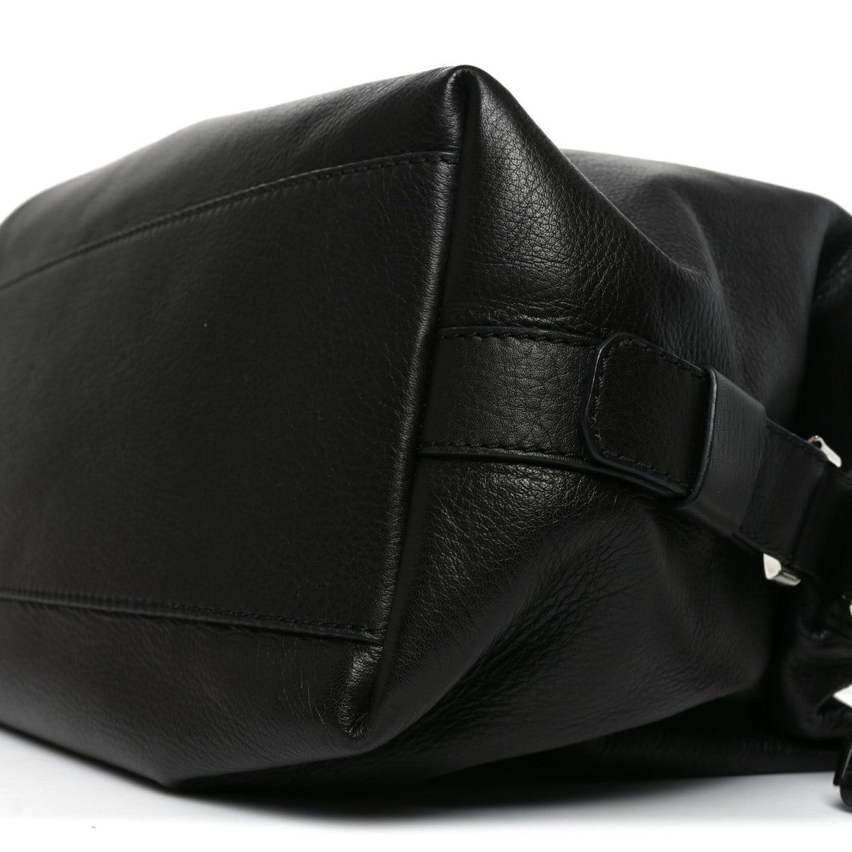 Waxy Grained Calfskin Medium Nightingale  Black