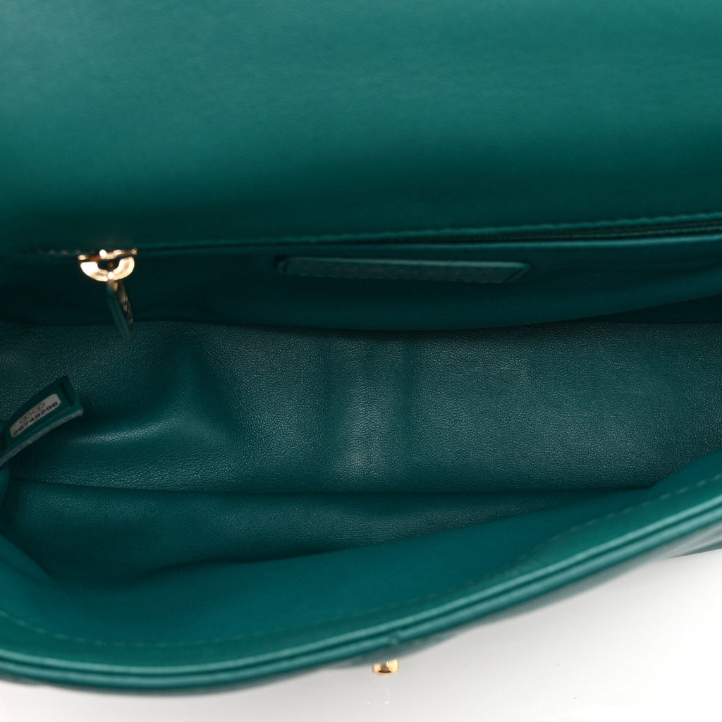 Lambskin Quilted Small Easy Carry Flap Green