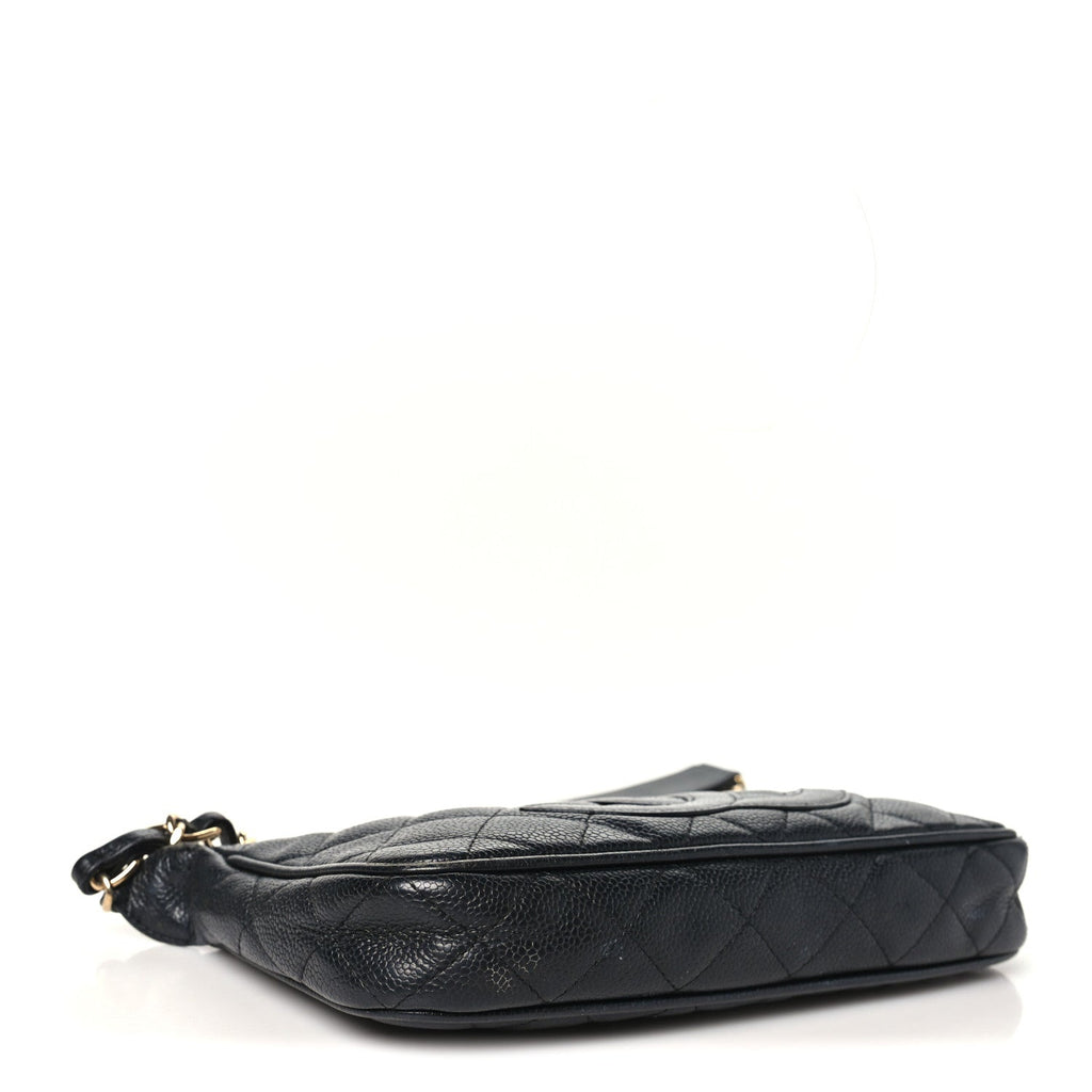Caviar Quilted CC Shoulder Bag Black