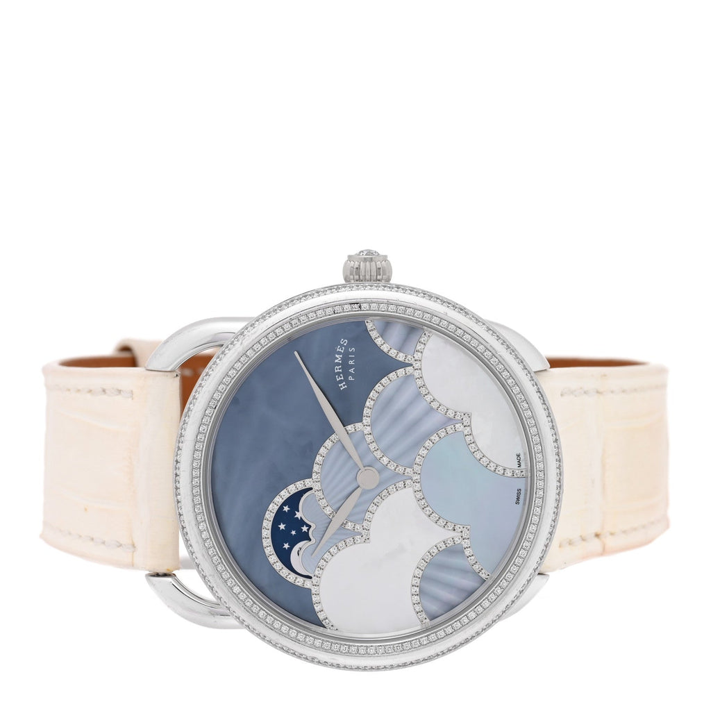 18K White Gold Alligator Diamond Bezel Mother of Pearl 38mm Arceau Petite Lune Dans Les Nuages Automatic Watch Blanc