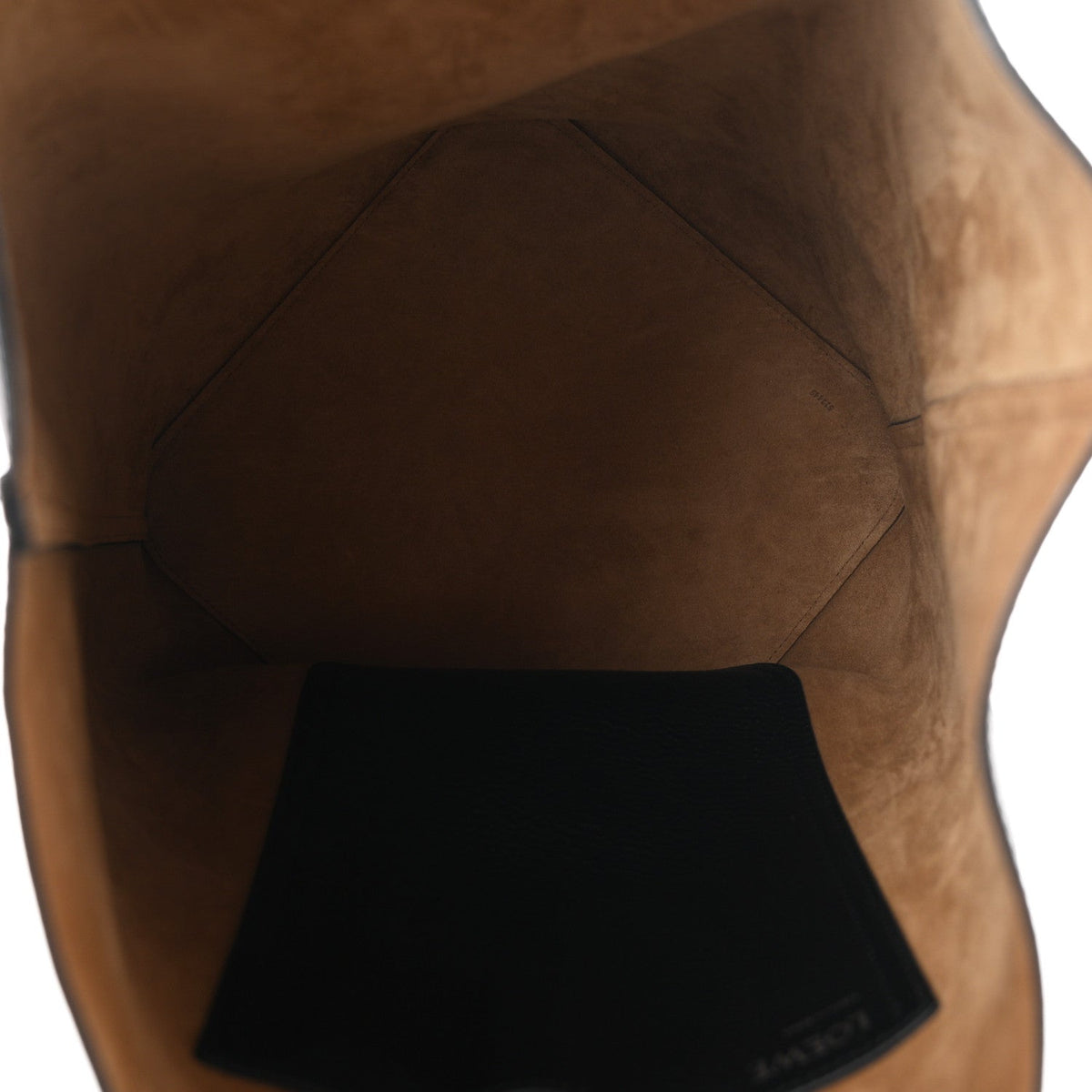 Soft Grained Calfskin Large Pebble Bucket Bag Black