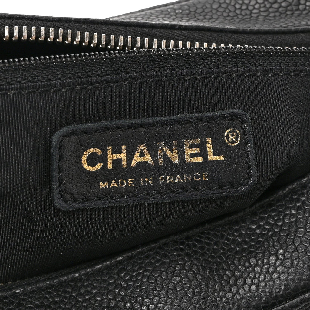 Caviar Quilted Timeless CC Shoulder Bag Black
