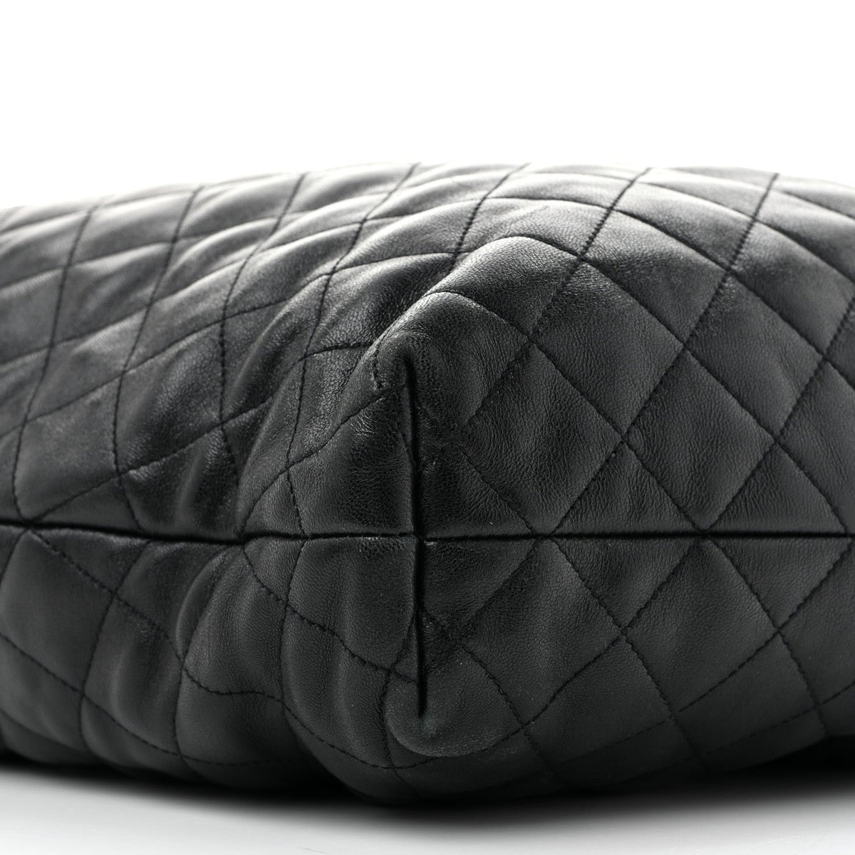 Lambskin Quilted Maxi Icare Shopping Tote Black