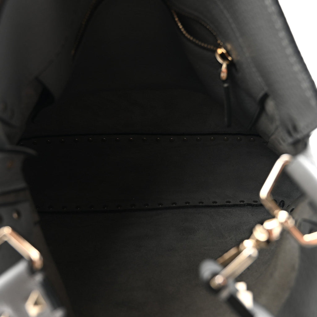 Pebbled Calfskin Small Rockstud Flip-Lock Messenger Bag Light Stone