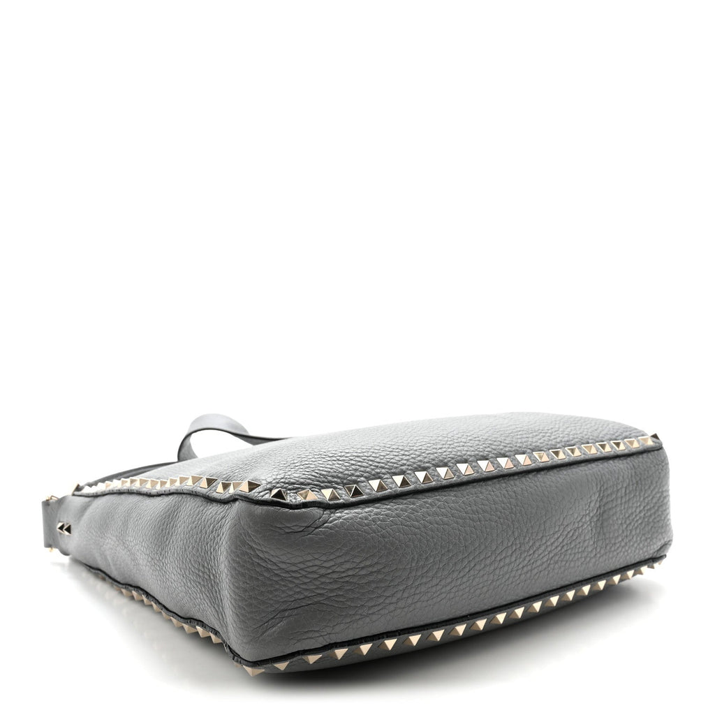 Pebbled Calfskin Small Rockstud Flip-Lock Messenger Bag Light Stone