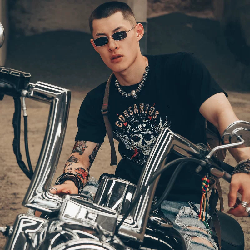 European and American original street retro vintage washed short sleeved T-shirt with personalized crack pattern skull pirate ship print