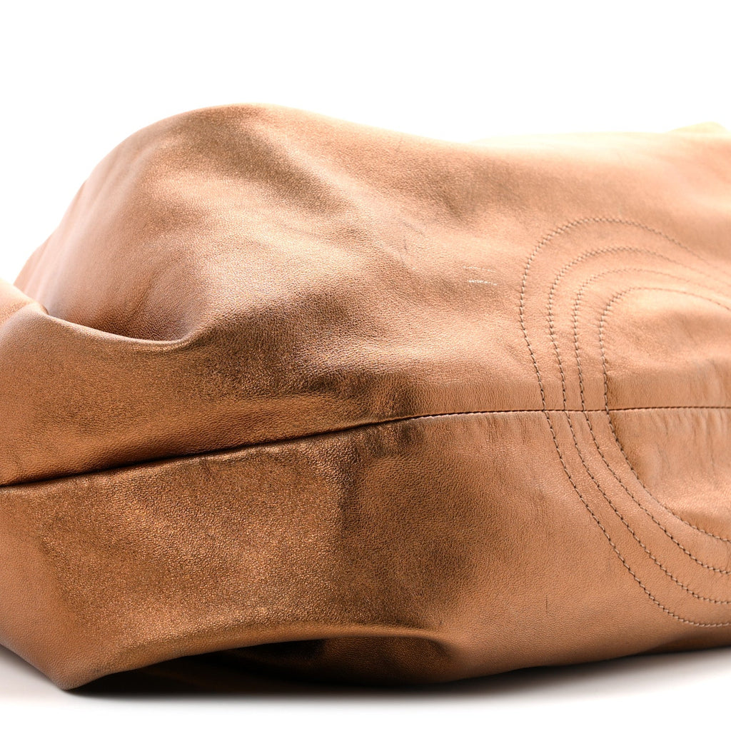 Metallic Nappa Aire Shoulder Bag Bronce