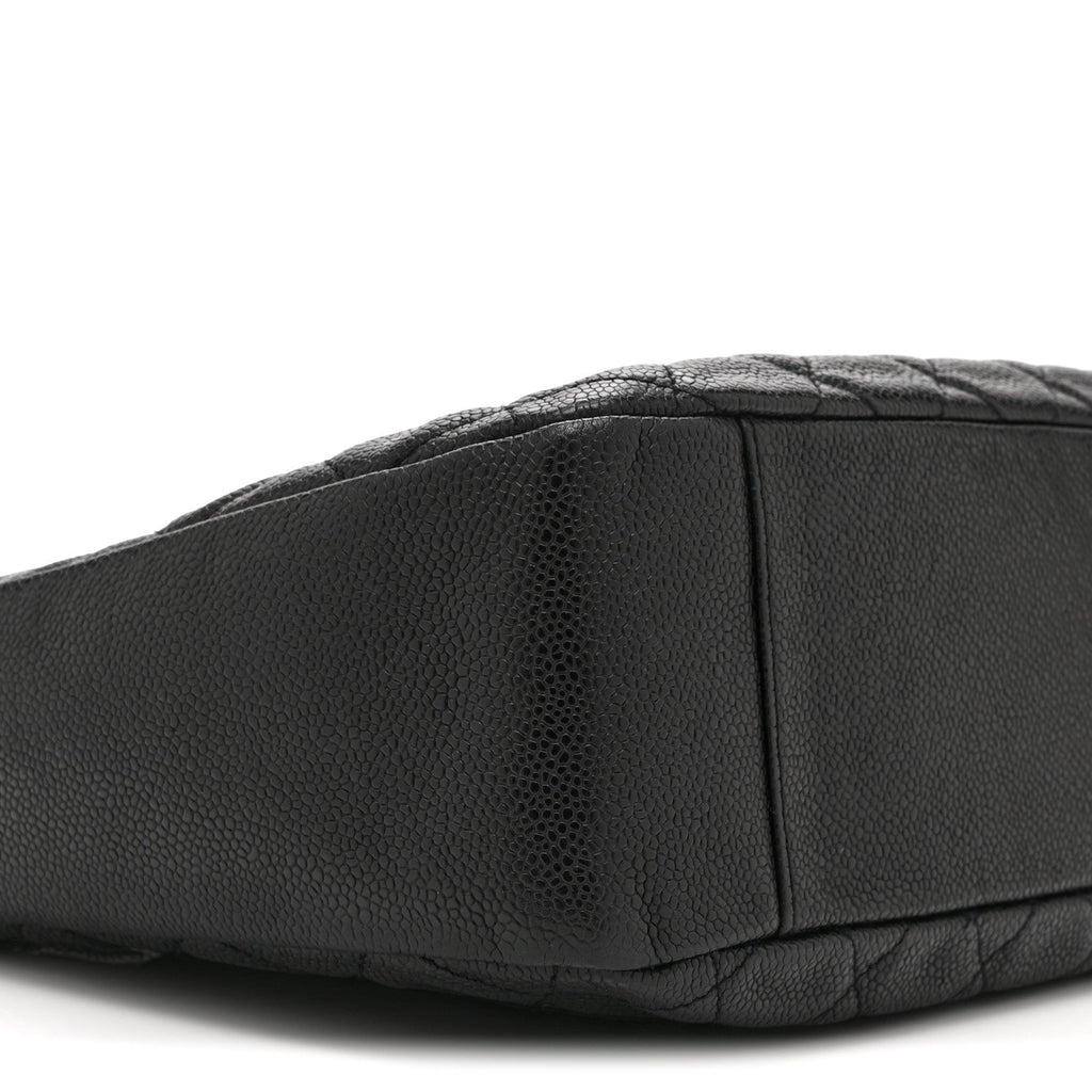Caviar Quilted Timeless CC Shoulder Bag Black