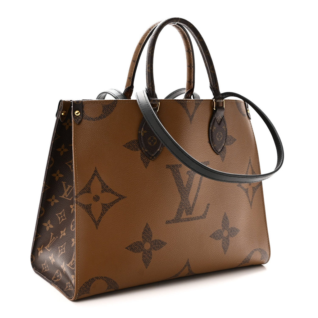 Reverse Monogram Giant Onthego MM