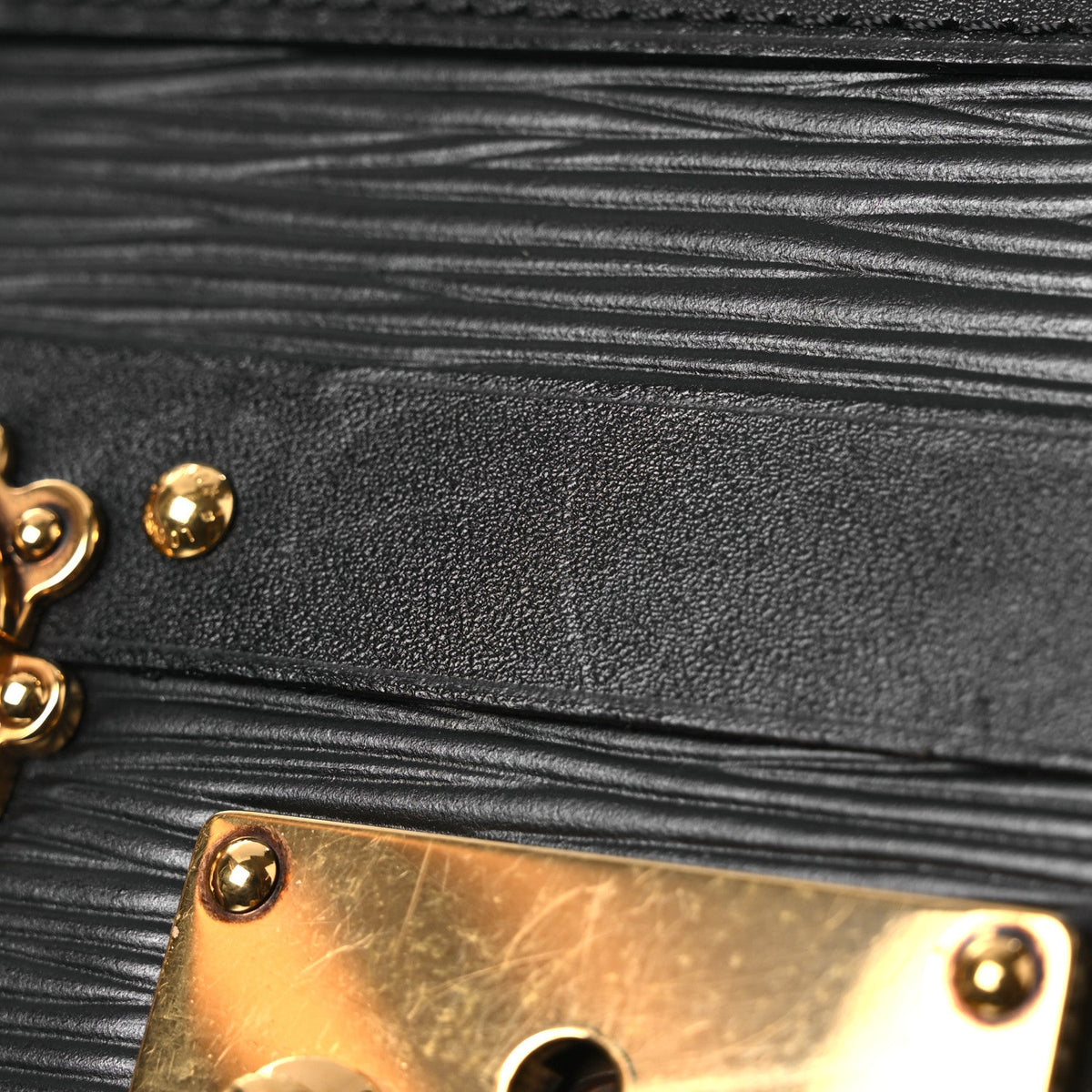 Epi Petite Malle Black