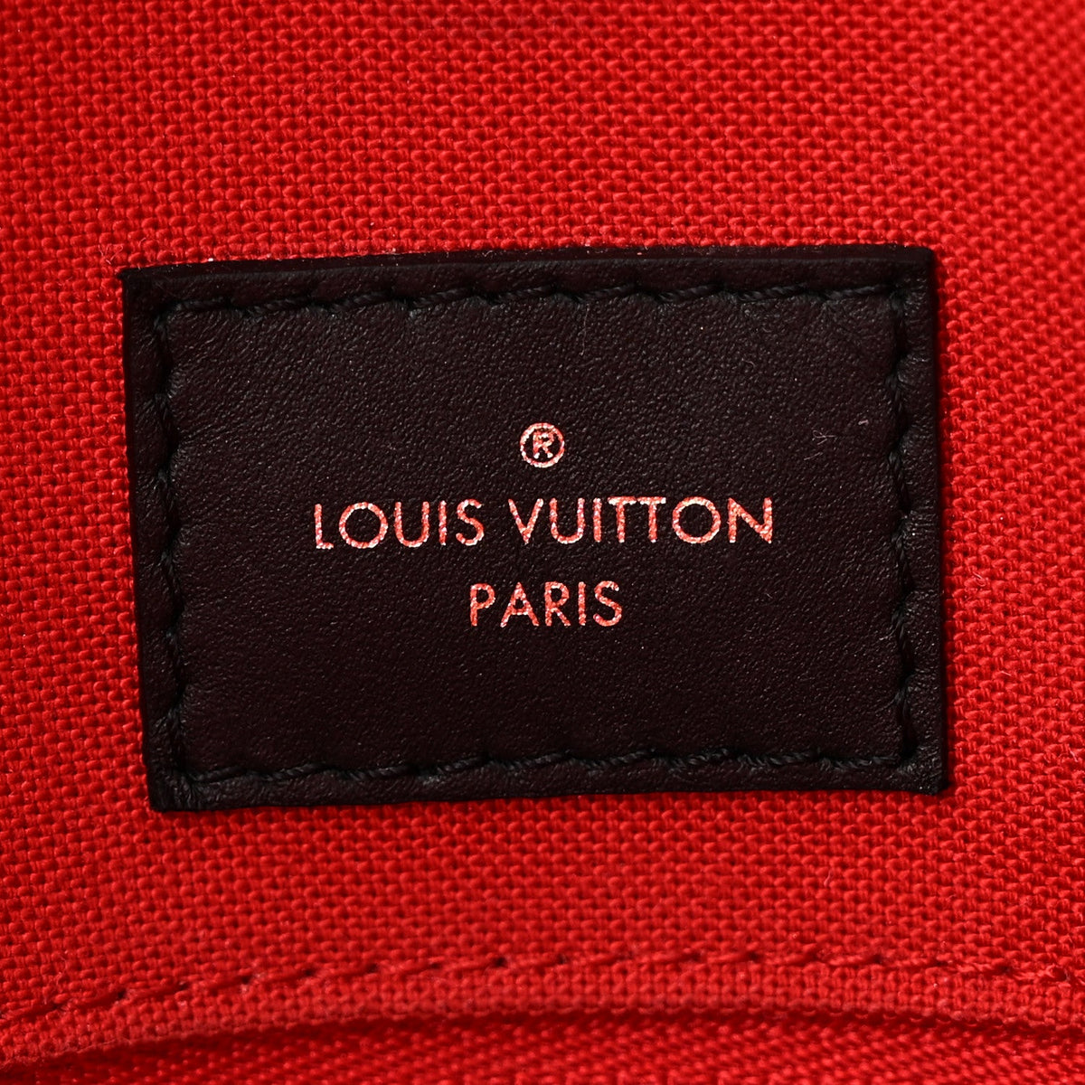 Reverse Monogram Giant Onthego MM