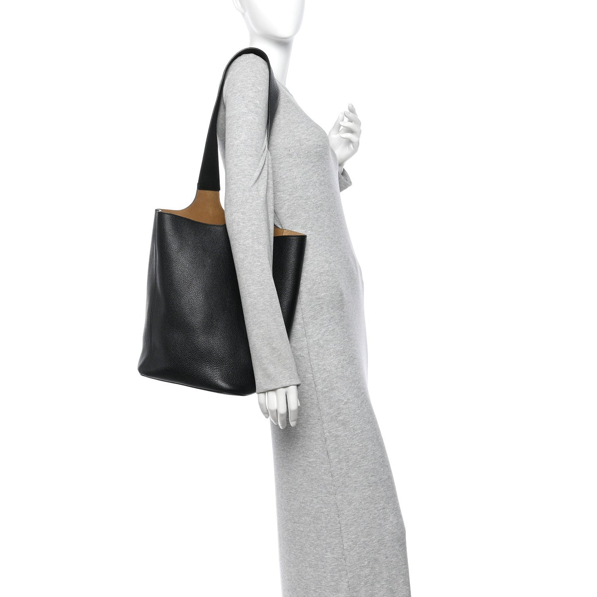 Soft Grained Calfskin Large Pebble Bucket Bag Black