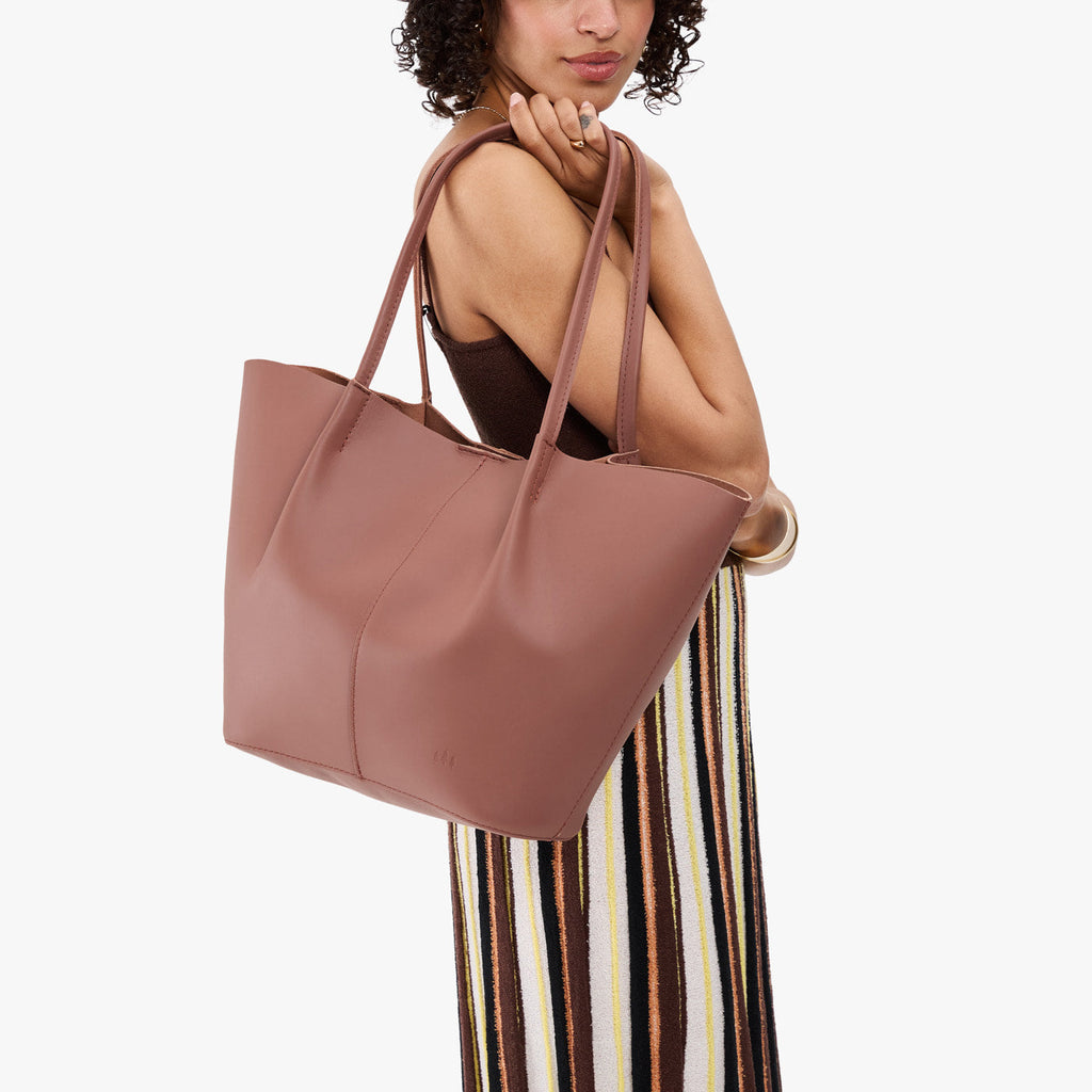 Devan Bucket Tote