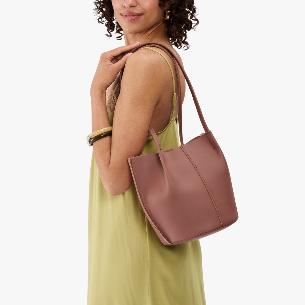 Devan Bucket Tote