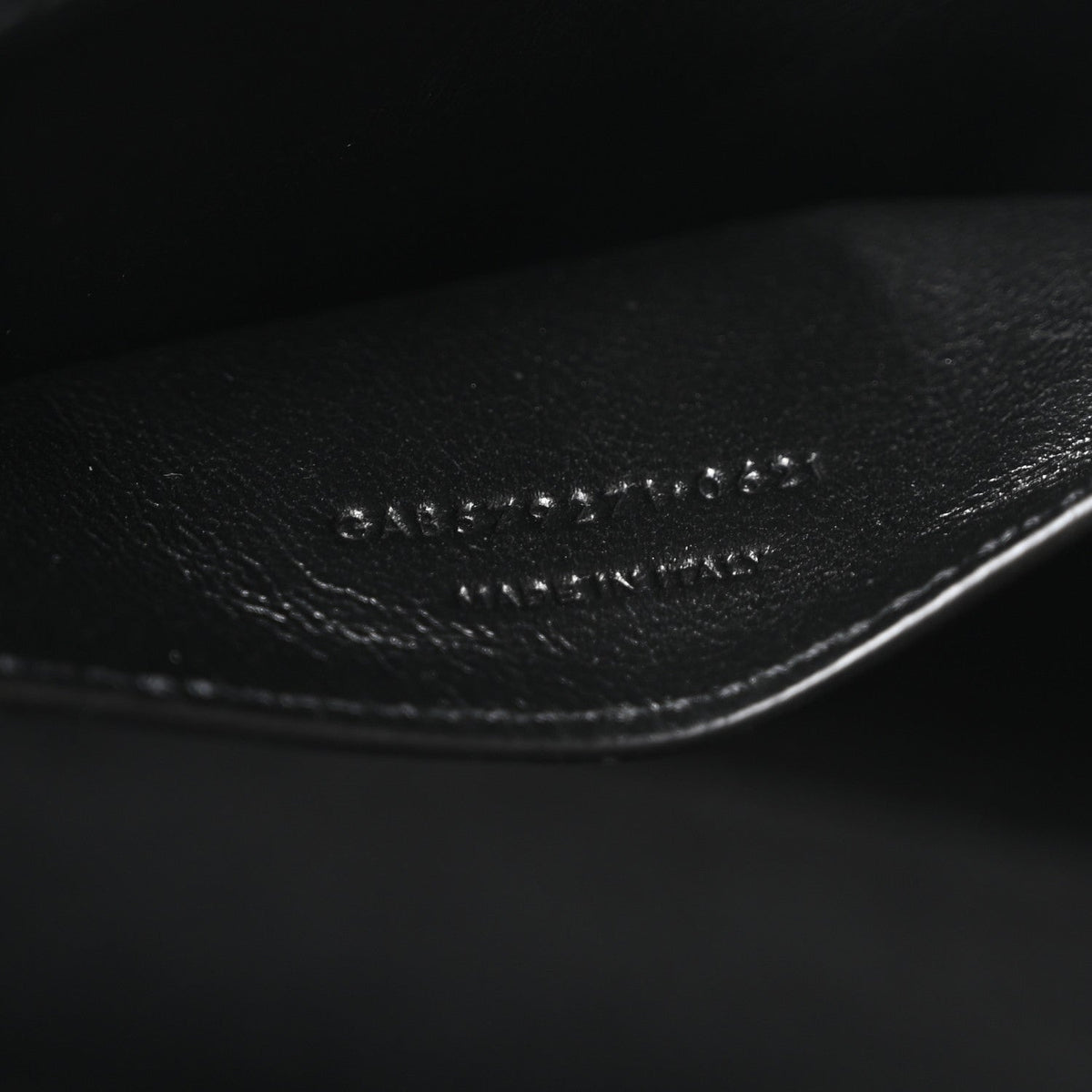 Smooth Calfskin Manhattan Shoulder Bag Black