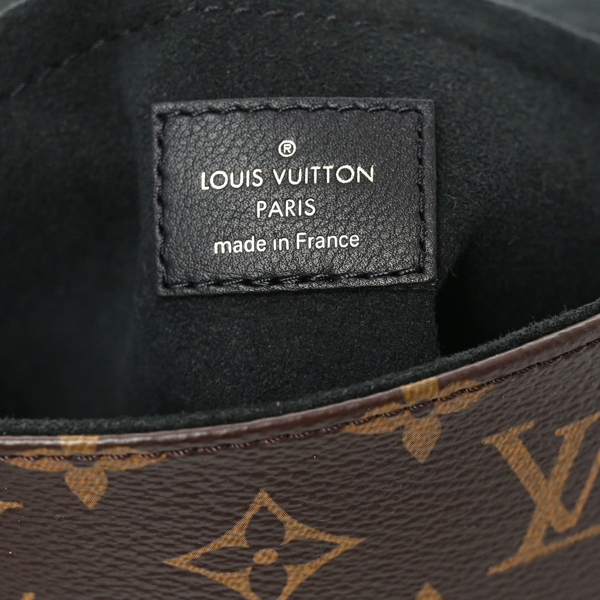 Monogram Locky BB Black