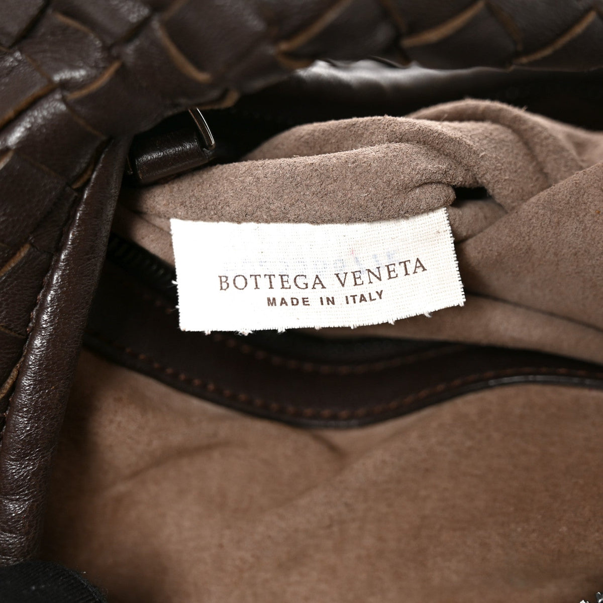 Nappa Intrecciato Medium Veneta Hobo Ebano