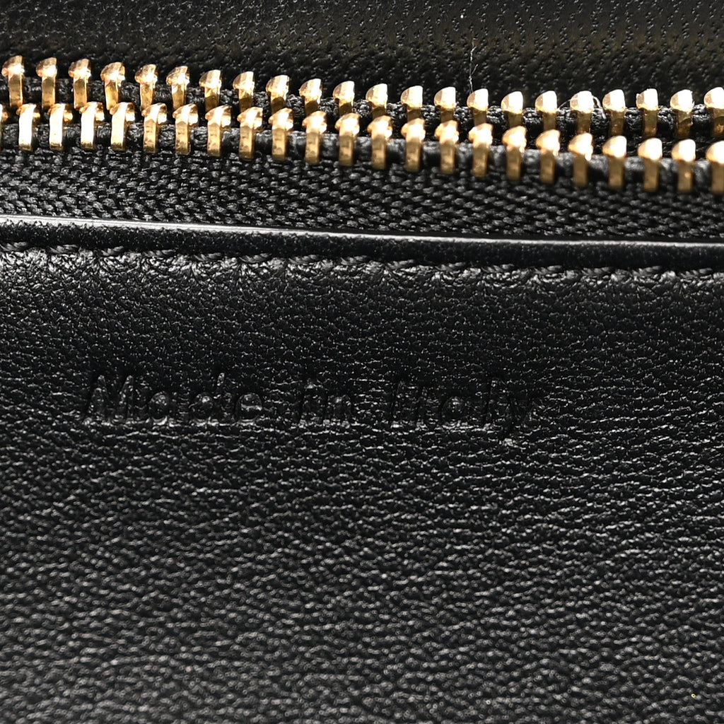 Smooth Calfskin Medium Clasp Shoulder Bag Black