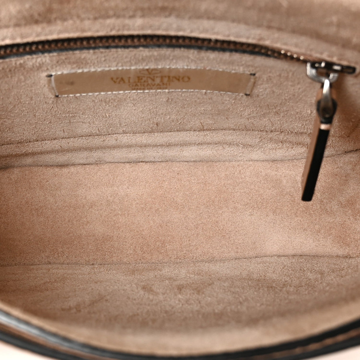 Grained Calfskin Onyx Guitar Strap Rockstud Rolling Shoulder Flap Messenger Bag Soft Noisette