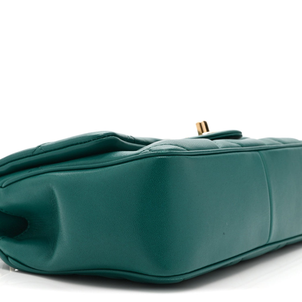 Lambskin Quilted Small Easy Carry Flap Green