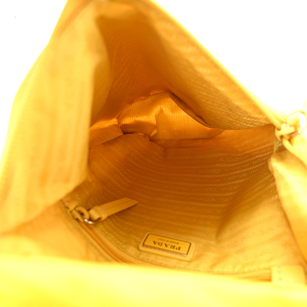 Re-Nylon Vitello Metal Triangle Logo Sling Backpack Giallo