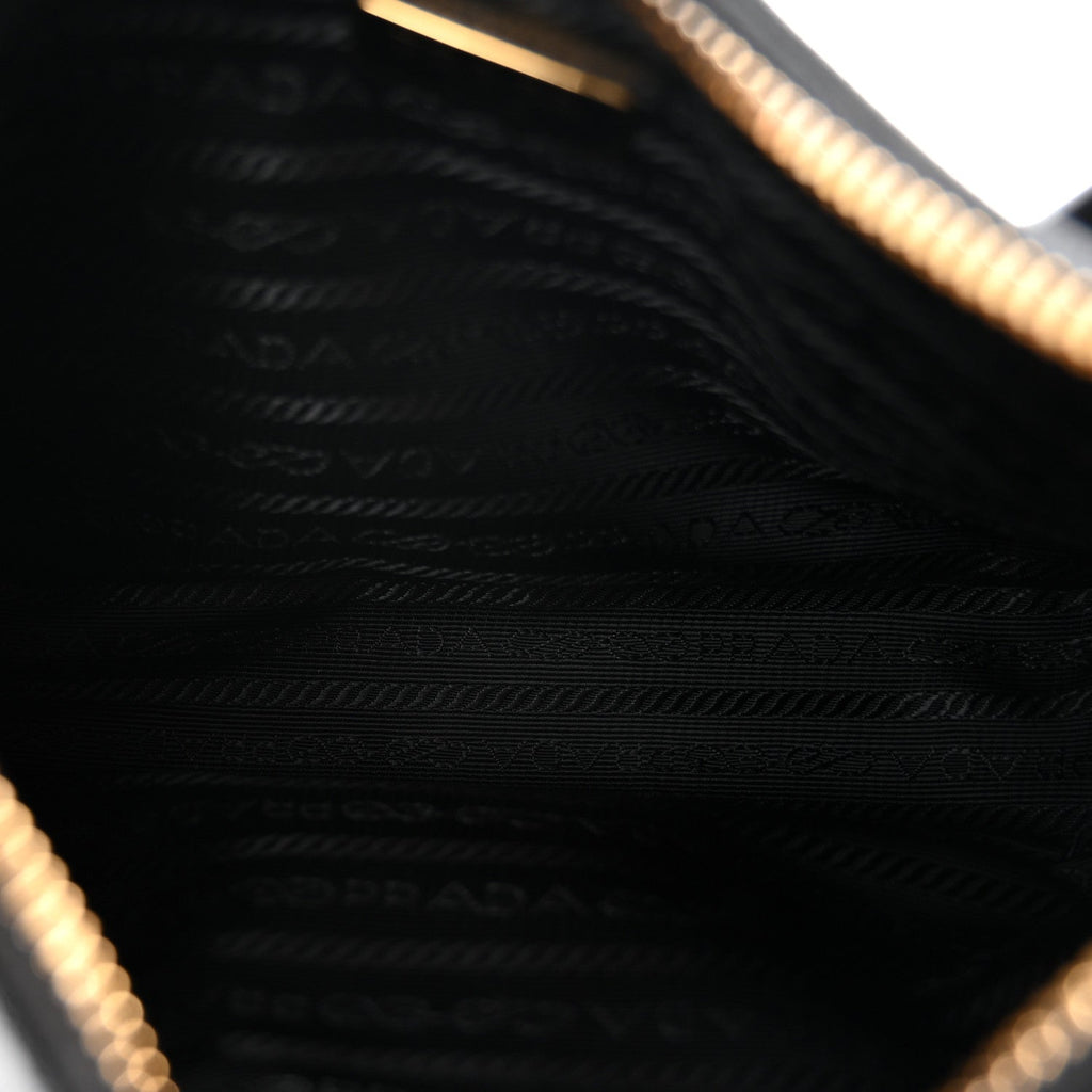 Saffiano Lux Re-Edition 2005 Shoulder Bag Black