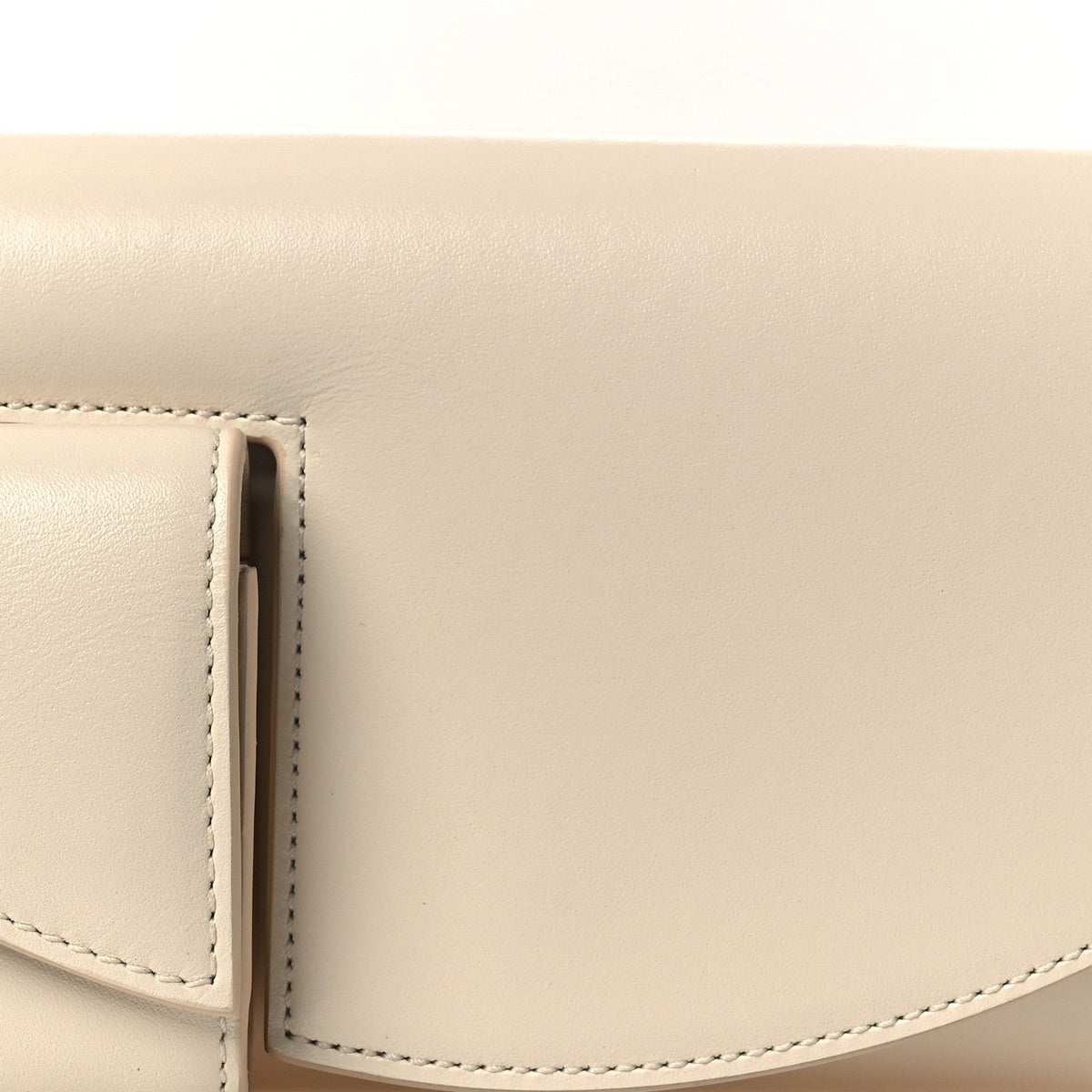 Smooth Calfskin Horizontal Belt Bag Ivory