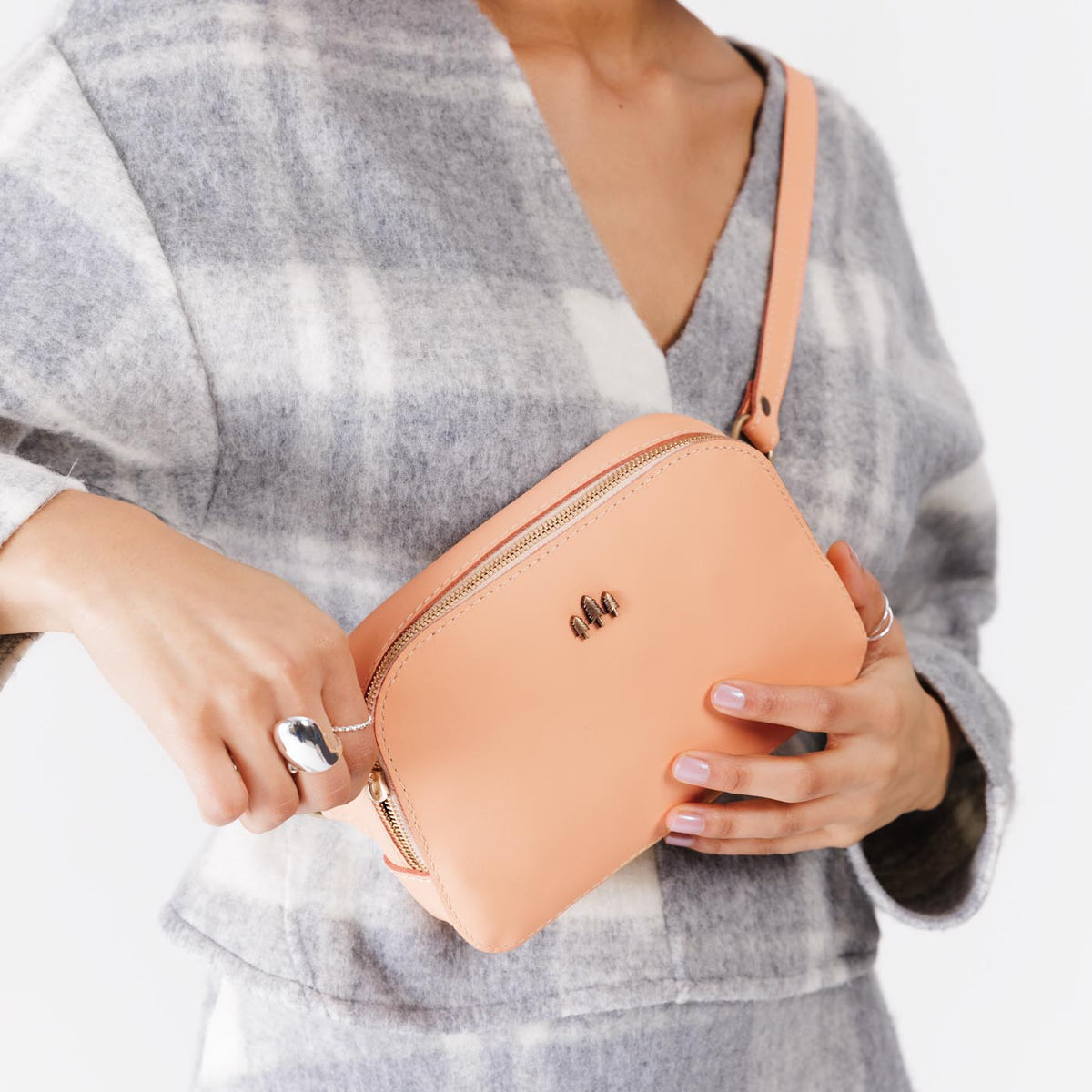 Scarlett Sling Bag